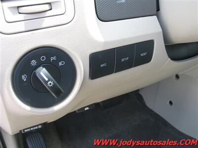 2012 Ford Escape XLT, 4x4, - Photo 8 - North Platte, NE 69101