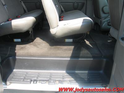 2017 Chevrolet Express LT 3500  LT 3500,  V-8, 15 PASSENGER, LOW 47,000 MILES - Photo 29 - North Platte, NE 69101