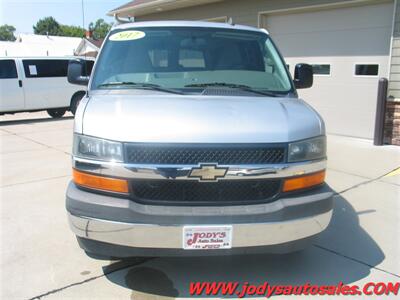 2017 Chevrolet Express LT 3500  LT 3500,  V-8, 15 PASSENGER, LOW 47,000 MILES - Photo 38 - North Platte, NE 69101