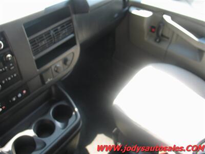 2017 Chevrolet Express LT 3500  LT 3500,  V-8, 15 PASSENGER, LOW 47,000 MILES - Photo 24 - North Platte, NE 69101
