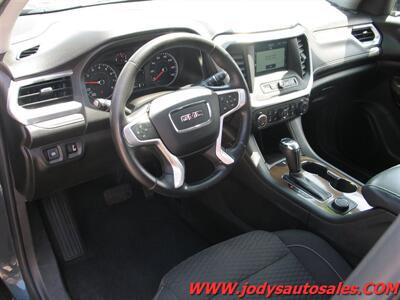 2019 GMC Acadia SLE-1   - Photo 2 - North Platte, NE 69101