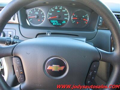 2016 Chevrolet Impala Limited LT  LT, 3.6L Flex Fuel V6, LOW, LOW 48,000 MILES - Photo 14 - North Platte, NE 69101
