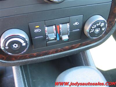 2016 Chevrolet Impala Limited LT  LT, 3.6L Flex Fuel V6, LOW, LOW 48,000 MILES - Photo 18 - North Platte, NE 69101