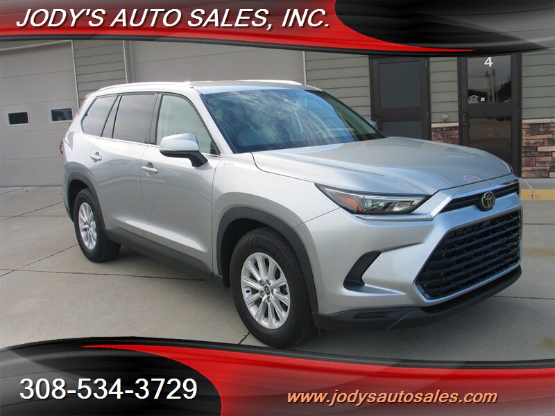 2025 Toyota Grand Highlander XLE  