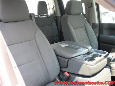 2021 Chevrolet Silverado 2500 W/T, 4WD, DOUBLE CAB, LONG BOX, 6.6L V-8 GAS - Photo 23 - North Platte, NE 69101