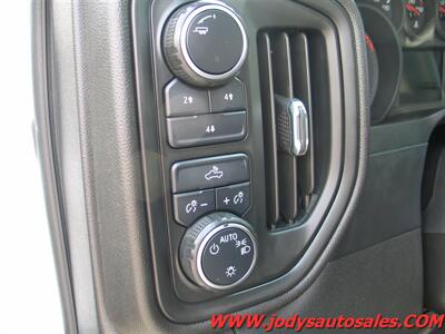 2021 Chevrolet Silverado 2500 W/T, 4WD, DOUBLE CAB, LONG BOX, 6.6L V-8 GAS - Photo 8 - North Platte, NE 69101