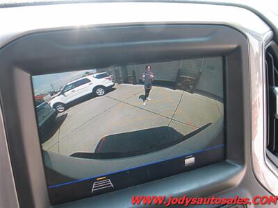 2021 Chevrolet Silverado 2500 W/T, 4WD, DOUBLE CAB, LONG BOX, 6.6L V-8 GAS - Photo 17 - North Platte, NE 69101