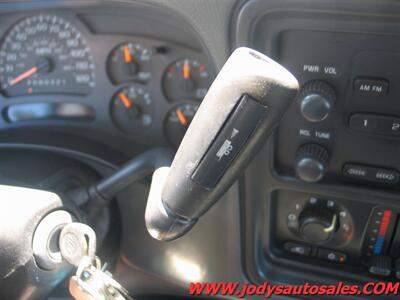 2007 GMC Sierra 3500 Classic SL1 SL1, 4WD - Photo 9 - North Platte, NE 69101