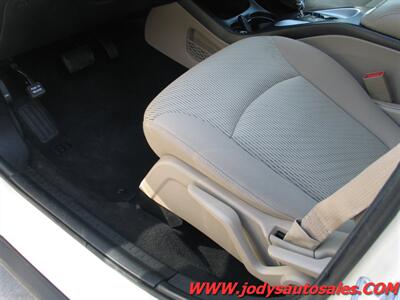 2018 Dodge Journey V6 Value Package  V6 Value PackageV6, 2WD, SUV - Photo 4 - North Platte, NE 69101