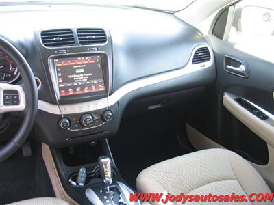 2018 Dodge Journey V6  V6 Value PackageV6, 2WD, SUV - Photo 7 - North Platte, NE 69101
