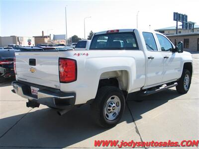 2017 Chevrolet Silverado 2500 Work Truck  W/T, 4X4, DOUBLECAB, 6.0 V-V8 - Photo 28 - North Platte, NE 69101