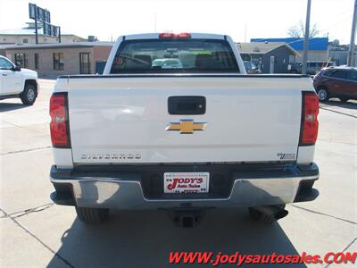2017 Chevrolet Silverado 2500 Work Truck  W/T, 4X4, DOUBLECAB, 6.0 V-V8 - Photo 27 - North Platte, NE 69101
