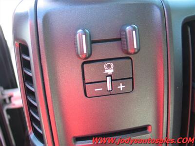 2017 Chevrolet Silverado 2500 Work Truck  W/T, 4X4, DOUBLECAB, 6.0 V-V8 - Photo 5 - North Platte, NE 69101