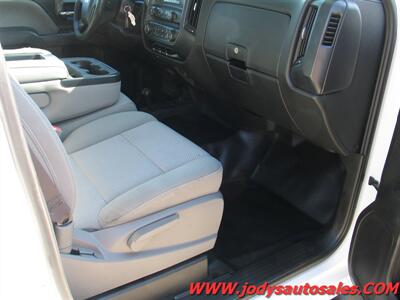 2017 Chevrolet Silverado 2500 Work Truck  W/T, 4X4, DOUBLECAB, 6.0 V-V8 - Photo 19 - North Platte, NE 69101