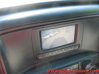 2017 Chevrolet Silverado 2500 Work Truck  W/T, 4X4, DOUBLECAB, 6.0 V-V8 - Photo 14 - North Platte, NE 69101