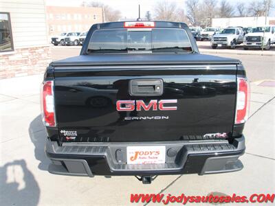 2022 GMC Canyon AT4  AT4, 4X4, CREW CAB, Heated Seats, LOW, LOW 5300 MILES - Photo 38 - North Platte, NE 69101