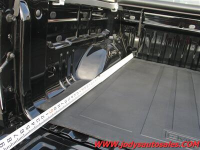 2022 GMC Canyon AT4  AT4, 4X4, CREW CAB, Heated Seats, LOW, LOW 5300 MILES - Photo 32 - North Platte, NE 69101