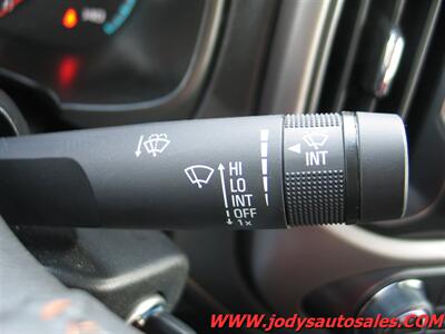 2022 GMC Canyon AT4  AT4, 4X4, CREW CAB, Heated Seats, LOW, LOW 5300 MILES - Photo 10 - North Platte, NE 69101