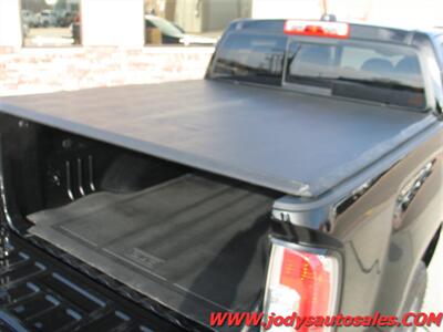 2022 GMC Canyon AT4  AT4, 4X4, CREW CAB, Heated Seats, LOW, LOW 5300 MILES - Photo 34 - North Platte, NE 69101