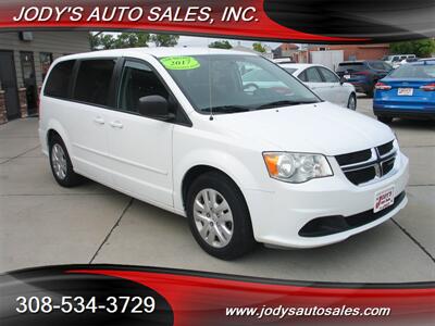 2017 Dodge Grand Caravan SE, FWD, STOW & GO, DVD, 3.6 L V-6, LOW 17,000MIL  SE, FWD, STOW & GO, DVD, 3.6 L V-6, LOW 17,000MIL Van