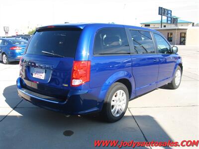 2018 Dodge Grand Caravan SE SE, FWD, STOW & GO, 3.6L Flex Fuel V6, - Photo 29 - North Platte, NE 69101