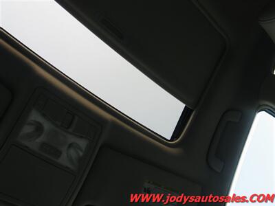 2011 Toyota Avalon Limited  Limited, FWD, LEATHER, SUNROOF - Photo 23 - North Platte, NE 69101