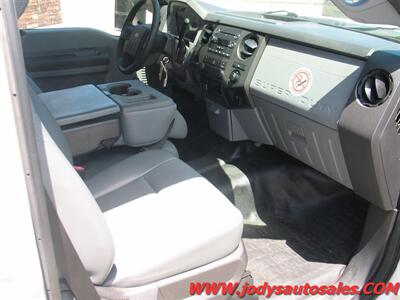 2015 Ford F-350 XL, MAINT UTILITY  XL, 2WD, MAINT UTILITY, CREW CAB, 15,000 LOW MILES, 6.2 V8 GAS - Photo 14 - North Platte, NE 69101