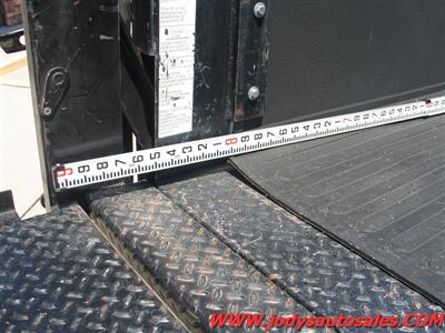 2015 Ford F-350 XL, MAINT UTILITY  XL, 2WD, MAINT UTILITY, CREW CAB, 15,000 LOW MILES, 6.2 V8 GAS - Photo 18 - North Platte, NE 69101