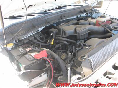 2015 Ford F-350 XL, MAINT UTILITY  XL, 2WD, MAINT UTILITY, CREW CAB, 15,000 LOW MILES, 6.2 V8 GAS - Photo 31 - North Platte, NE 69101