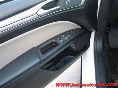 2017 Ford Fusion Hybrid S  S, HYBRID, LOW, LOW 9700 MILES!! - Photo 3 - North Platte, NE 69101