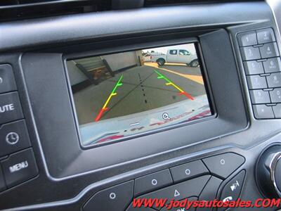 2017 Ford Fusion Hybrid S  S, HYBRID, LOW, LOW 9700 MILES!! - Photo 19 - North Platte, NE 69101