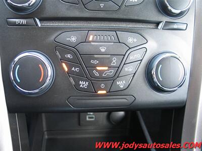 2017 Ford Fusion Hybrid S  S, HYBRID, LOW, LOW 9700 MILES!! - Photo 21 - North Platte, NE 69101