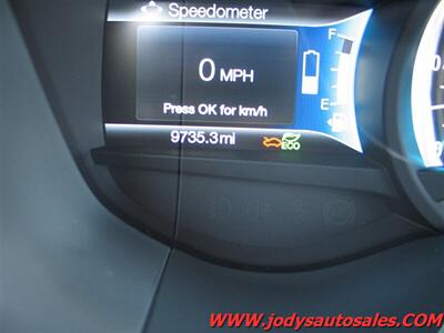 2017 Ford Fusion Hybrid S  S, HYBRID, LOW, LOW 9700 MILES!! - Photo 16 - North Platte, NE 69101