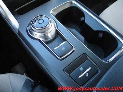 2017 Ford Fusion Hybrid S  S, HYBRID, LOW, LOW 9700 MILES!! - Photo 23 - North Platte, NE 69101