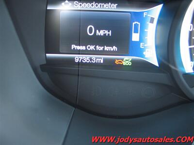 2017 Ford Fusion Hybrid S  S, HYBRID, LOW, LOW 9700 MILES!! - Photo 16 - North Platte, NE 69101