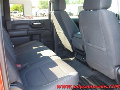 2021 Chevrolet Silverado 2500 LT  LT, DURAMAX DIESEL, CREW CAB 4X4 - Photo 31 - North Platte, NE 69101