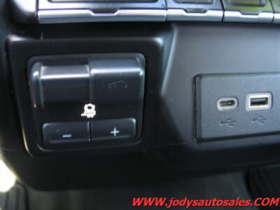 2021 Chevrolet Silverado 2500 LT  LT, DURAMAX DIESEL, CREW CAB 4X4 - Photo 25 - North Platte, NE 69101