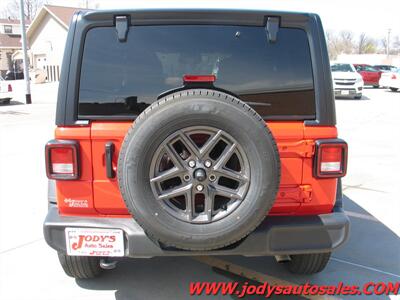 2025 Jeep Wrangler Sport S  Sport S, 4WD, 2.0L Turbo I4, 23,000 MILES - Photo 39 - North Platte, NE 69101