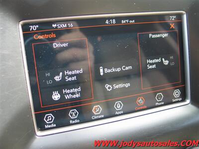 2019 Jeep Grand Cherokee Laredo  Laredo, 4x4, 3.6L V6 - Photo 15 - North Platte, NE 69101