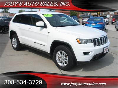 2019 Jeep Grand Cherokee Laredo  Laredo, 4x4, 3.6L V6 - Photo 1 - North Platte, NE 69101