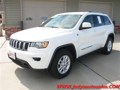 2019 Jeep Grand Cherokee Laredo  Laredo, 4x4, 3.6L V6 - Photo 27 - North Platte, NE 69101