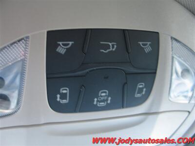 2023 Chrysler Pacifica Limited, LEATHER, SUNROOF, HEATED REAR SEATS  Limited, LEATHER, SUNROOF, HEATED REAR SEATS - Photo 17 - North Platte, NE 69101