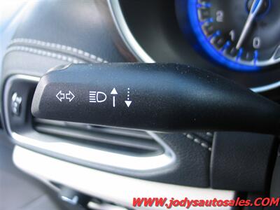 2023 Chrysler Pacifica Limited, LEATHER, SUNROOF, HEATED REAR SEATS  Limited, LEATHER, SUNROOF, HEATED REAR SEATS - Photo 11 - North Platte, NE 69101