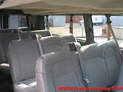 2015 Chevrolet Express LT 3500, 15 PASSENGE  LT 3500, 15 PASSENGE, 6.0 V8, 21,000 LOW MILES - Photo 24 - North Platte, NE 69101