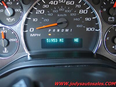 2017 Chevrolet Express LT 3500  LT 3500, EXTENDED 15 PASSENGE, 6.0 V8, - Photo 12 - North Platte, NE 69101