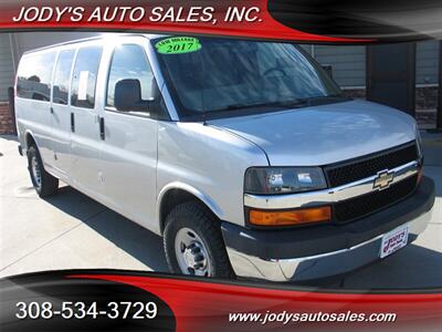 2017 Chevrolet Express LT 3500  LT 3500, EXTENDED 15 PASSENGE, 6.0 V8, Van