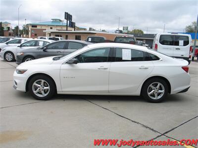 2018 Chevrolet Malibu LS, LOW 35,000 MILES, Hail Damage Special  LS, LOW 35,000 MILES, Hail Damage Special - Photo 28 - North Platte, NE 69101