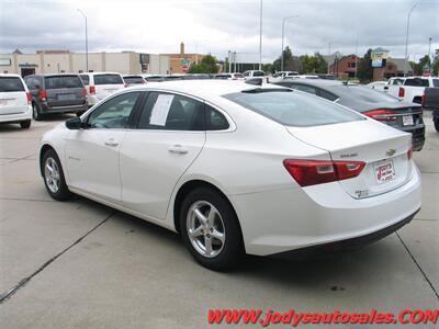 2018 Chevrolet Malibu LS, LOW 35,000 MILES, Hail Damage Special  LS, LOW 35,000 MILES, Hail Damage Special - Photo 29 - North Platte, NE 69101