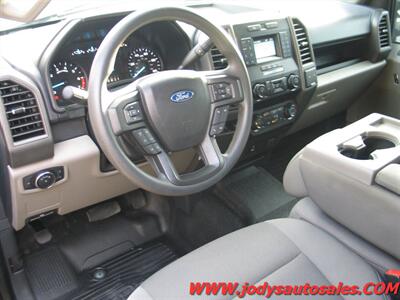2022 Ford F-250 XL  XL, SUPERCAB 4X4, 8' BOX - Photo 2 - North Platte, NE 69101