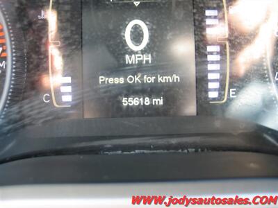 2018 Jeep Cherokee Latitude  Latitude, 4WD, LOW 55,000 MILES - Photo 12 - North Platte, NE 69101